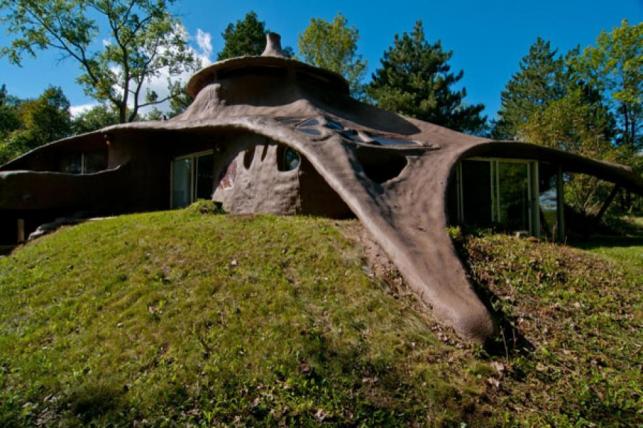 dziwne domy, najdziwniejsze domy świata, najdziwniejsze nieruchomości, dom hobbita